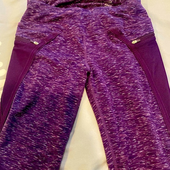 HYLETE Nimbus Caprite Leggings Size SMALL - Picture 1 of 9